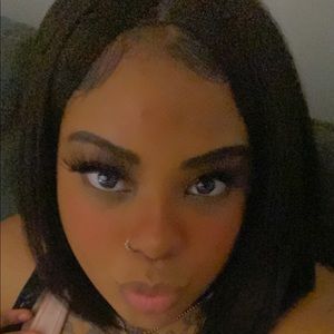 Meet your Posher, Fiana